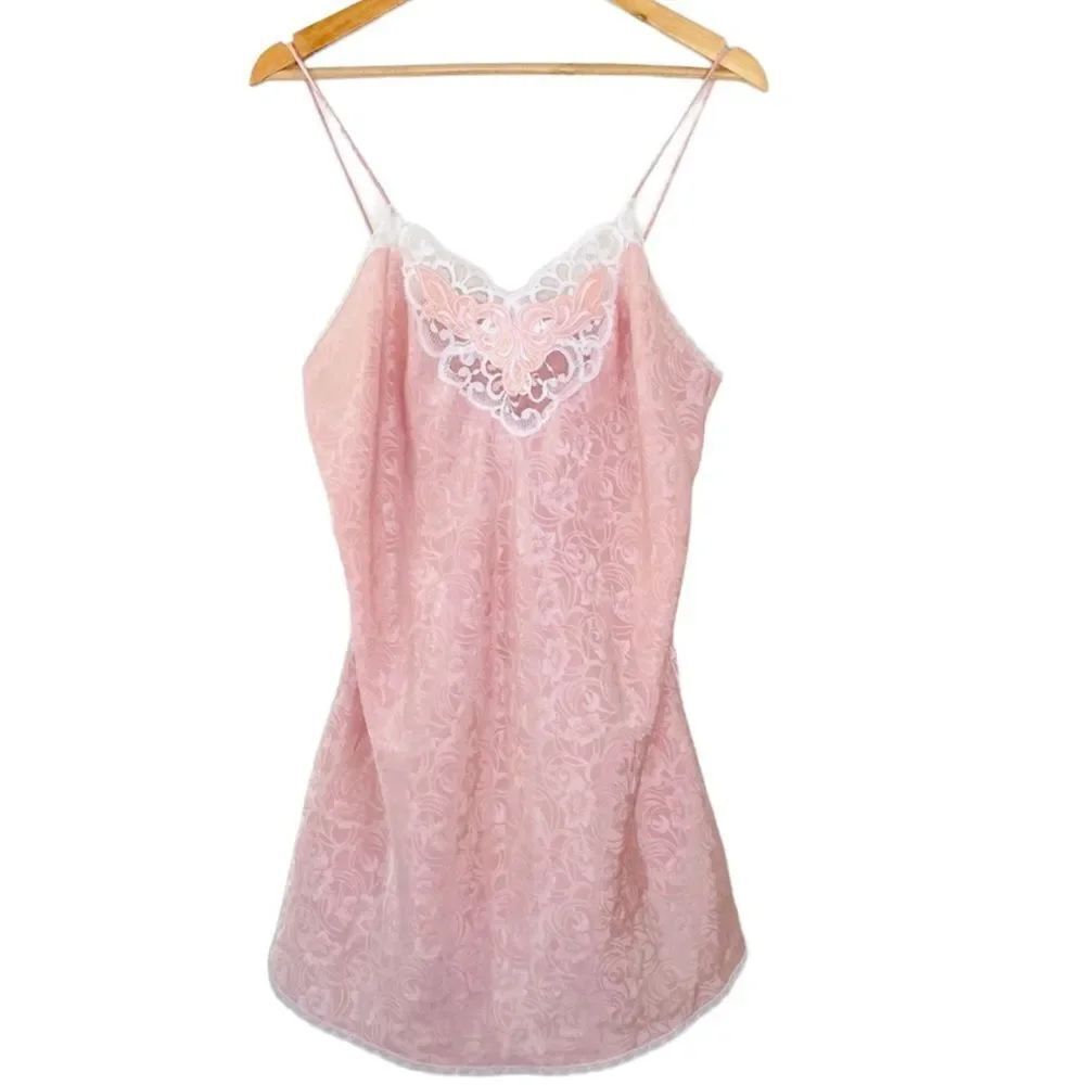 Vintage pink shirt nightie size medium